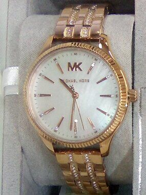Michael Kors Women’s Lexington Quartz Watch – Rose Gold (Model MK4493)